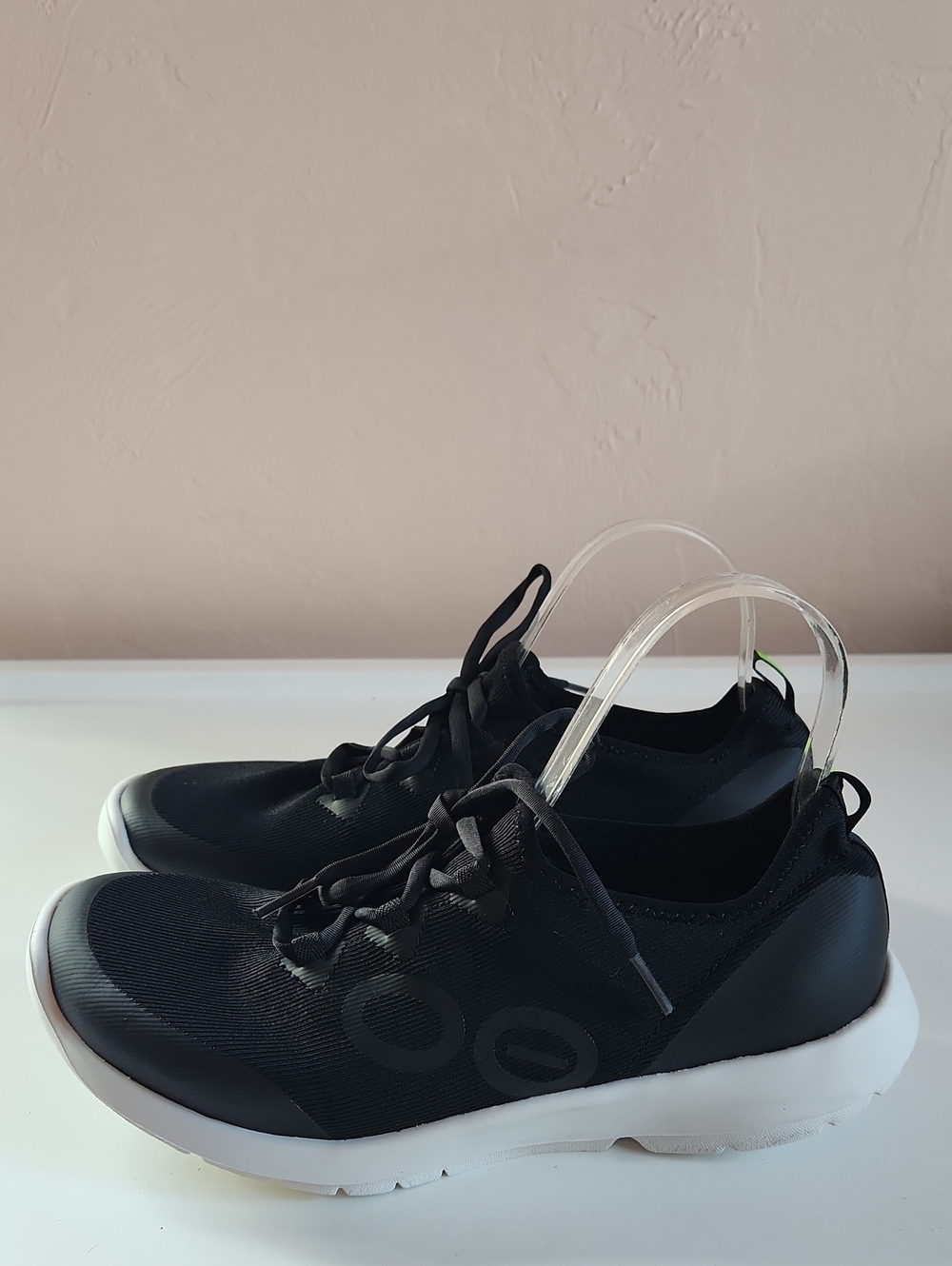 Women's OOmg Sport LS Walking Recovery Shoe White/Black Size 10 EU 41